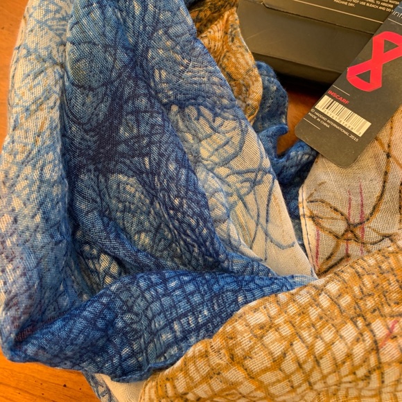 Trifit Infinity Scarf - Picture 3 of 5